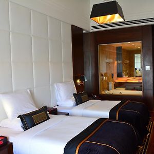 Della Adventure Resort Twin Bed